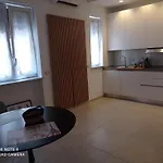 Lägenhet La Dimora Di Ale *